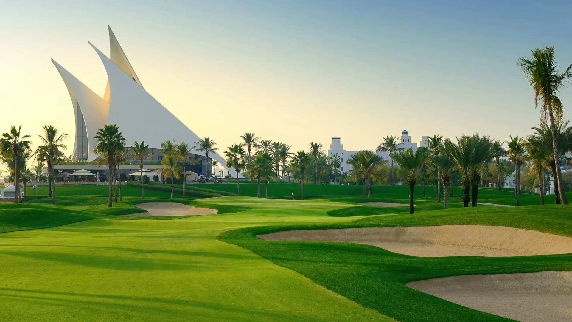 The Ultimate Luxury of Golf Clubs in Dubai