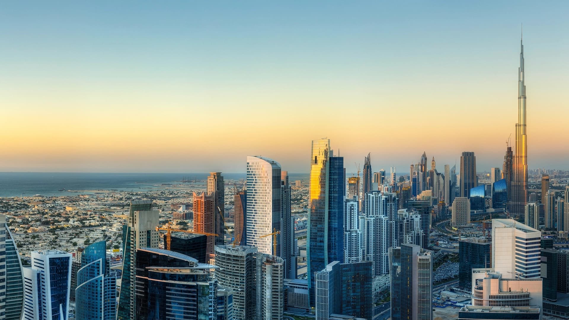 Why Invest in Dubai